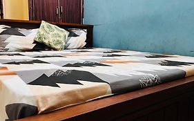 Oyo 81239 Shri Vinayaka Inn Rooms